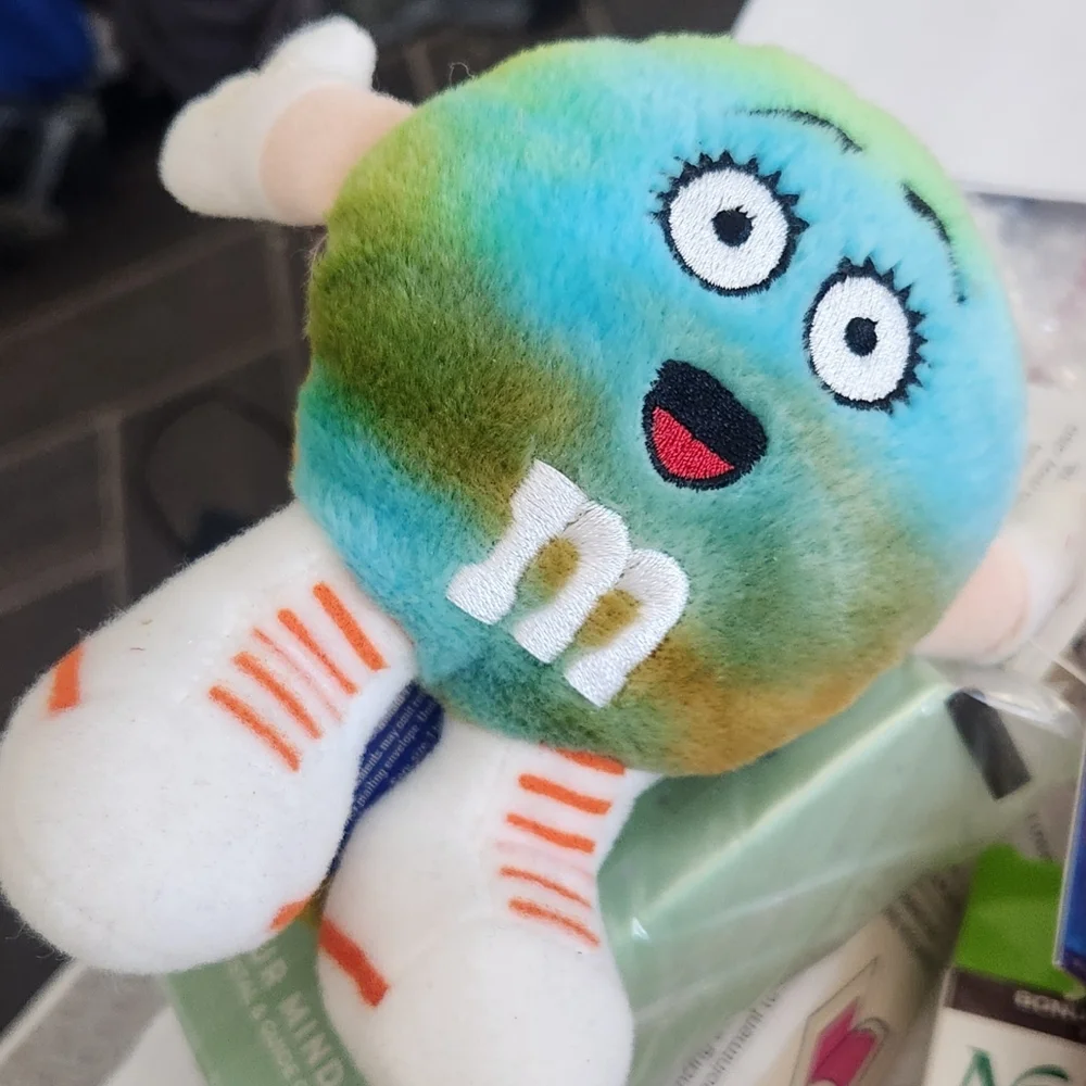 Vintage 1998 M&M's Minis Tie Dye Swarmees plush toy